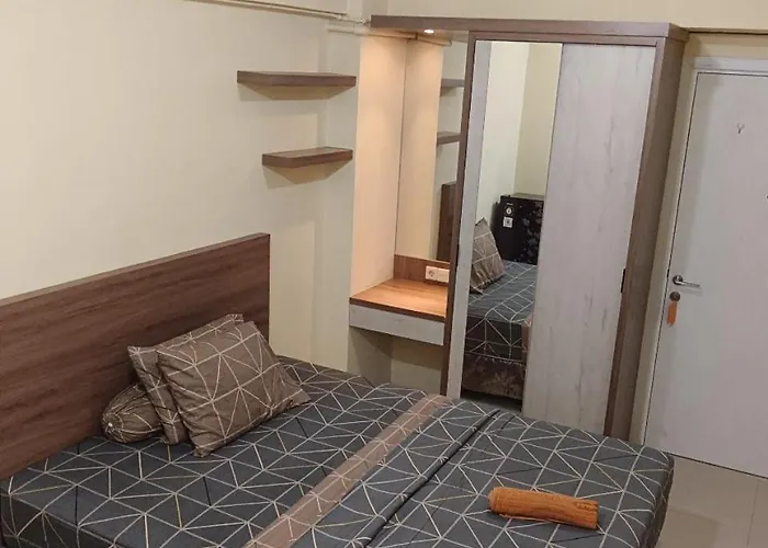 Studio Sweet Room Green Pramuka Square