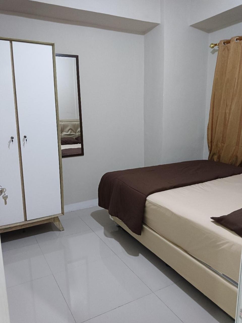 Sweet Pramuka Square Apartment